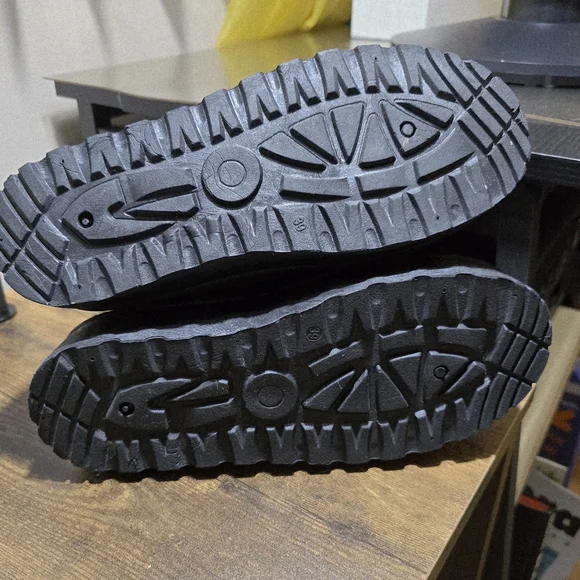 “Black Platform Slippers Faux Fur Lined Slip On Mules Cozy Tasman Style Women’s - Picture 4 of 8